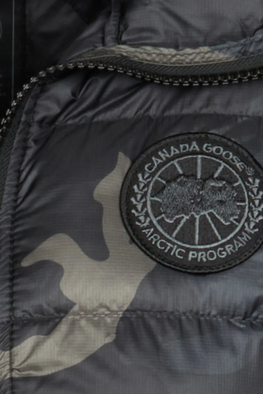 Crofton Vest Black Label Print - Image 3