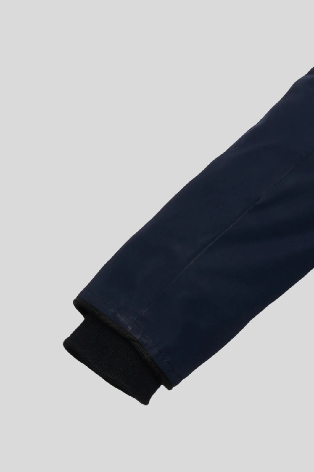 Rossclair Parka - Image 3