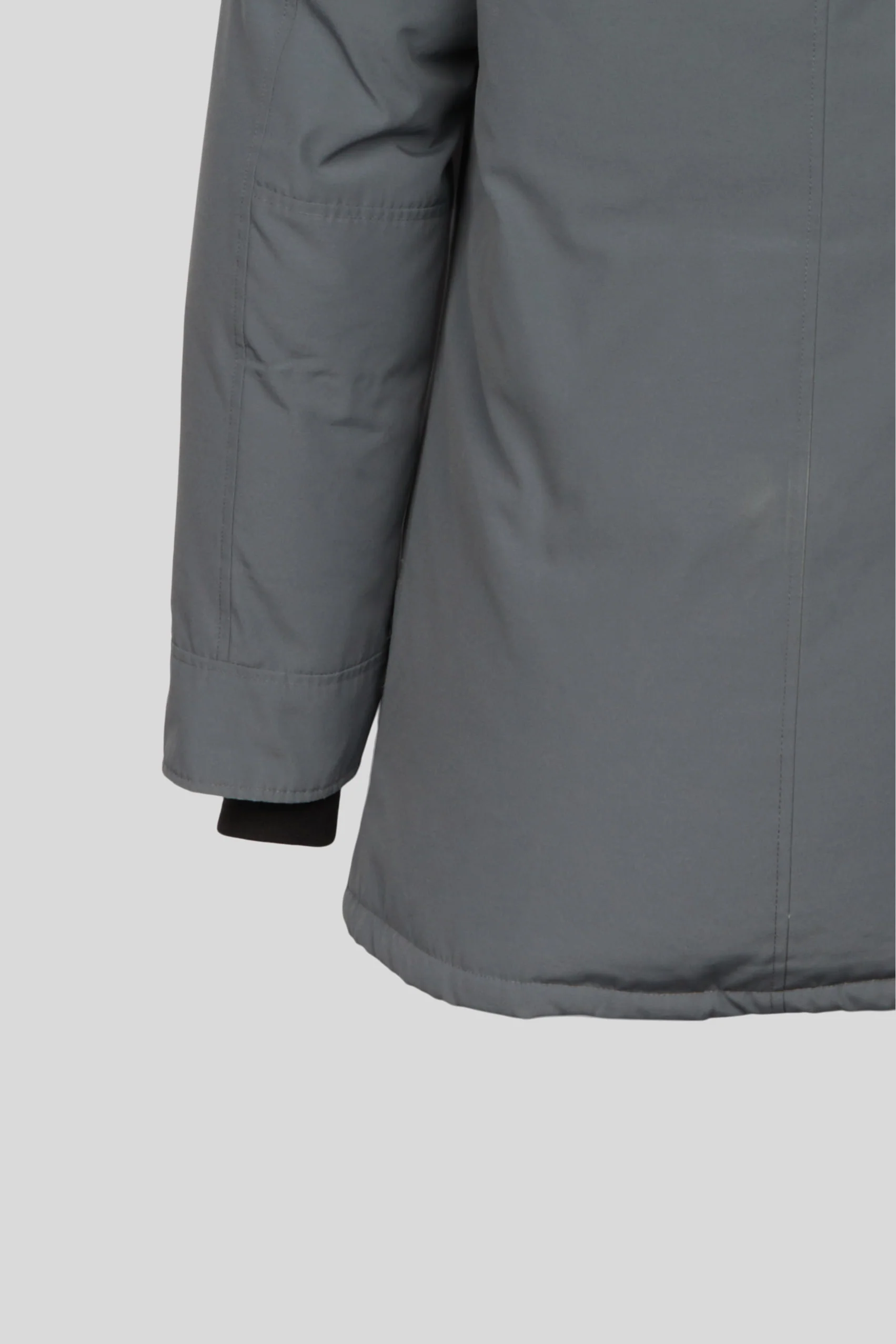 Chateau Parka - Image 3