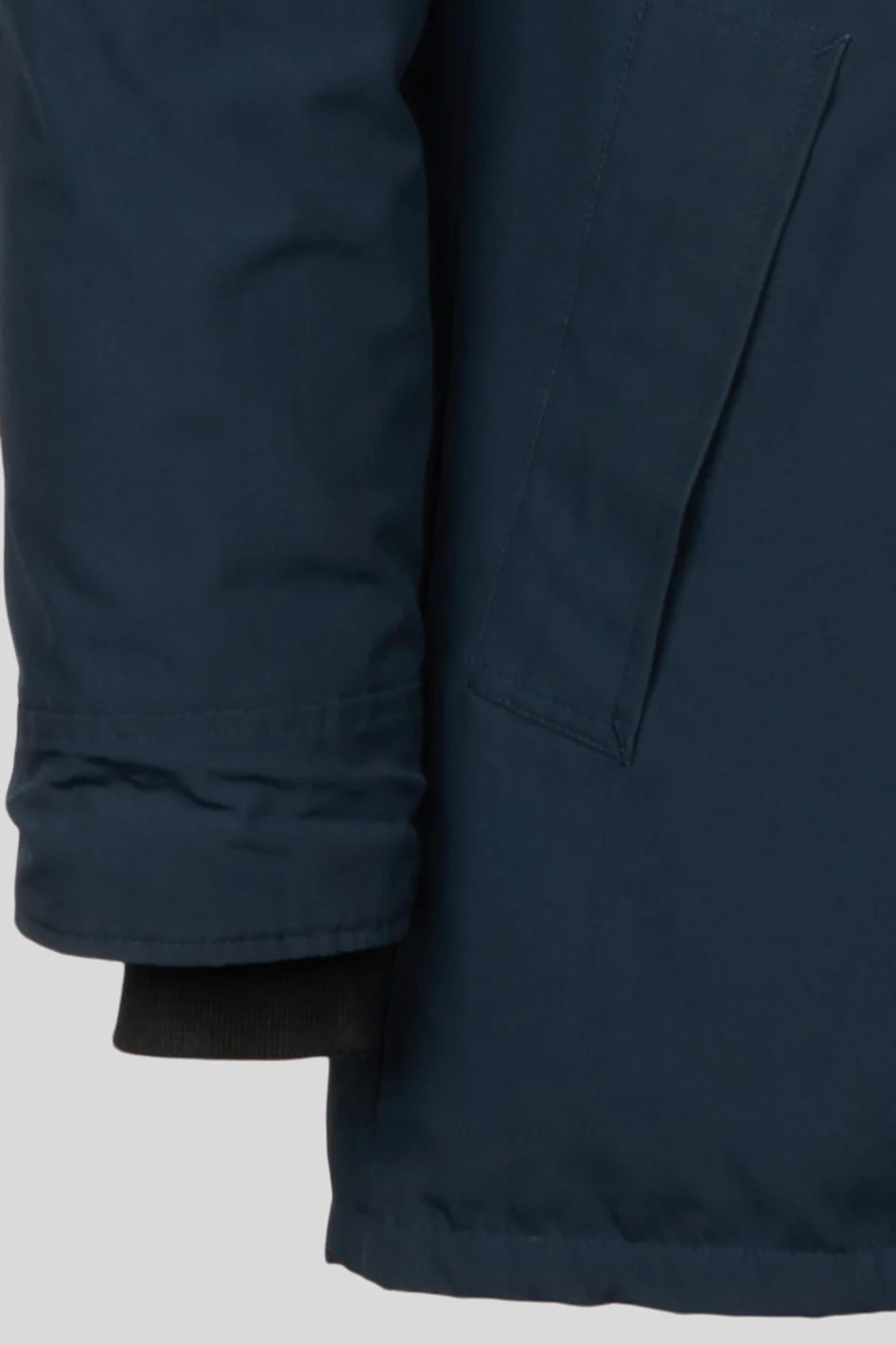 Chateau Parka - Image 3