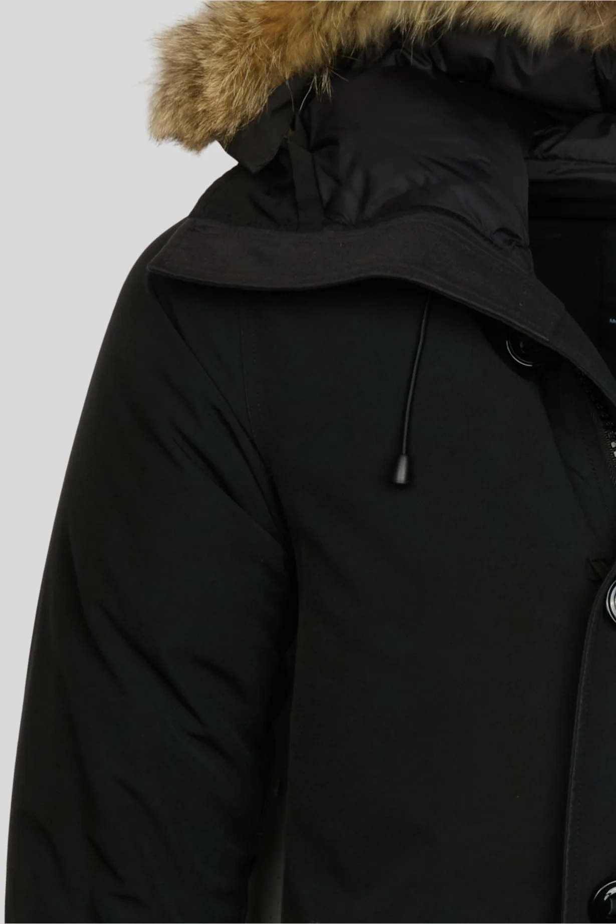 Chateau Parka - Image 4