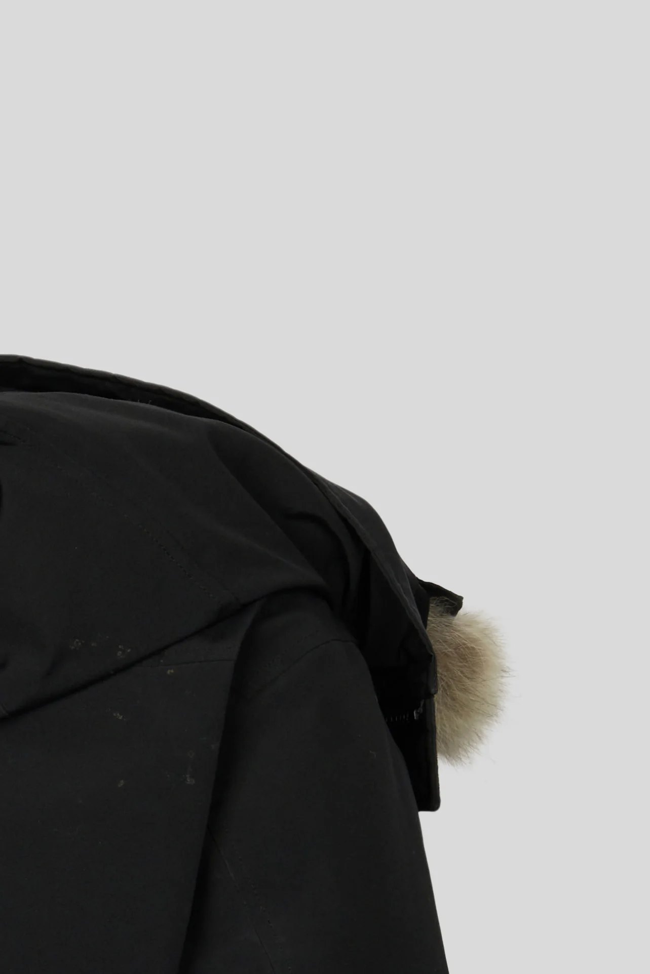 Chateau Parka - Image 4