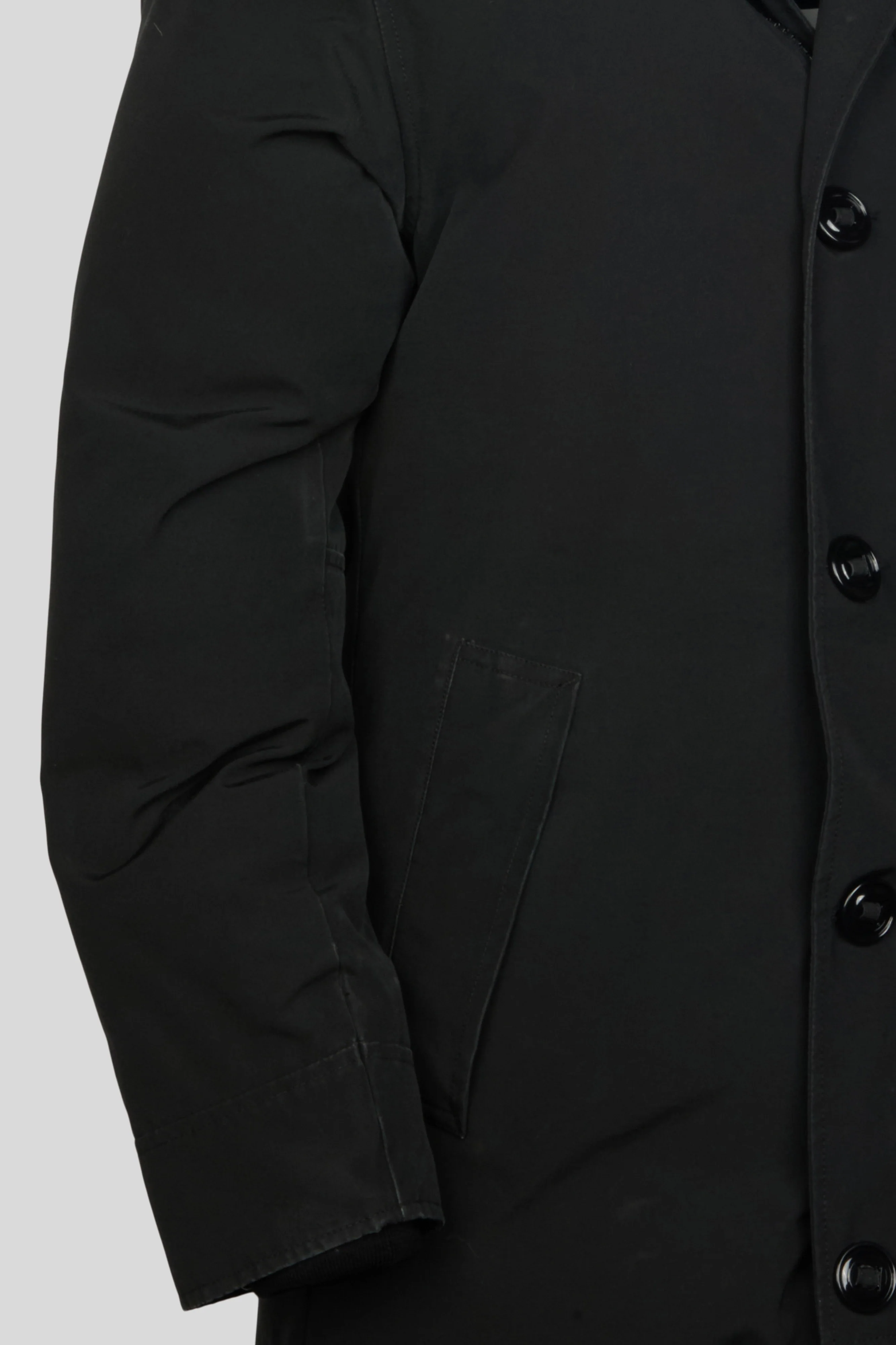 Chateau Parka - Image 4