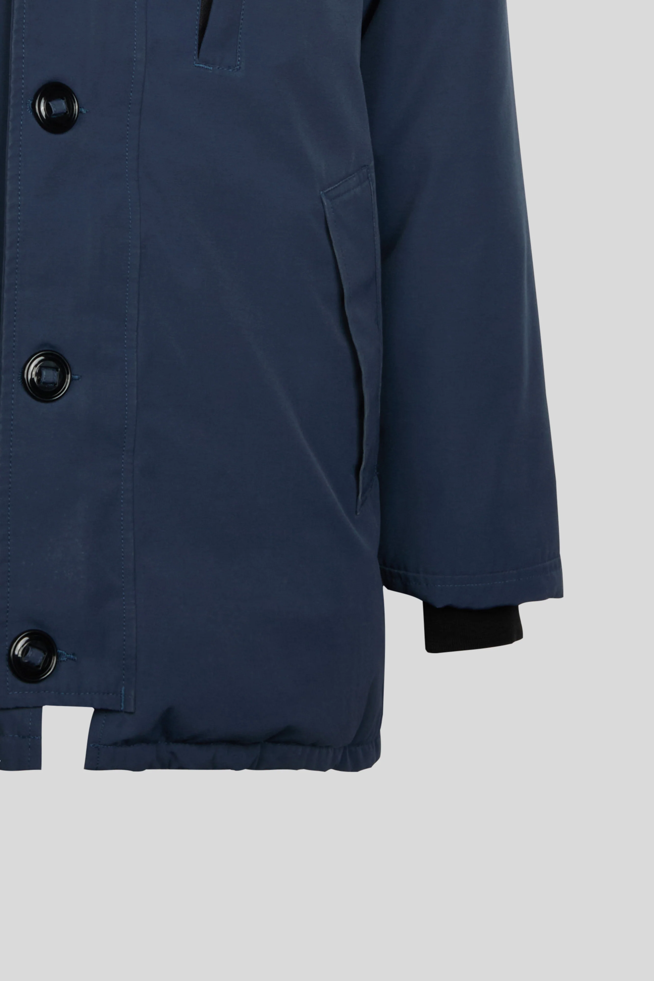 Chateau Parka - Image 3