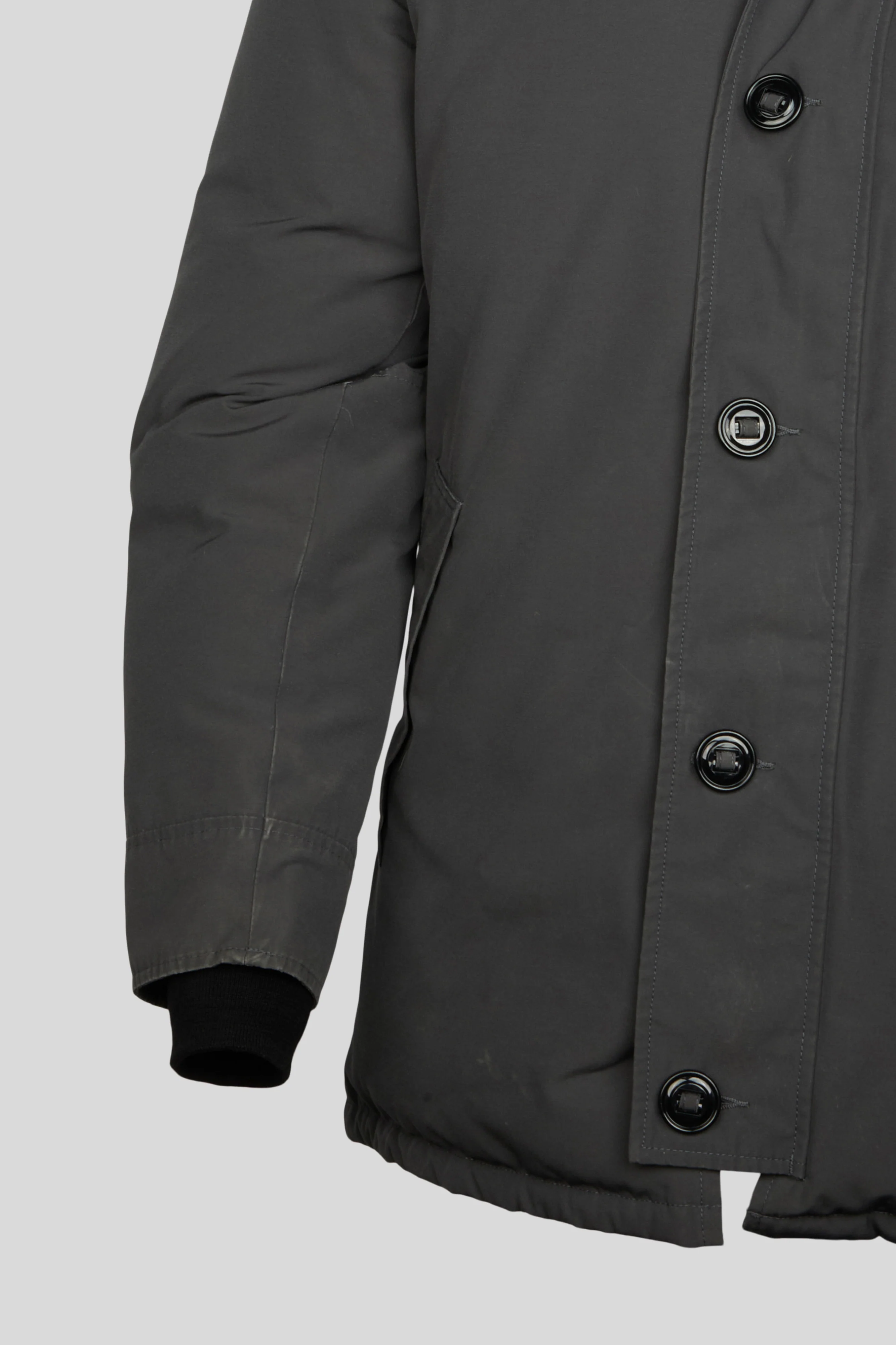 Chateau Parka - Image 4