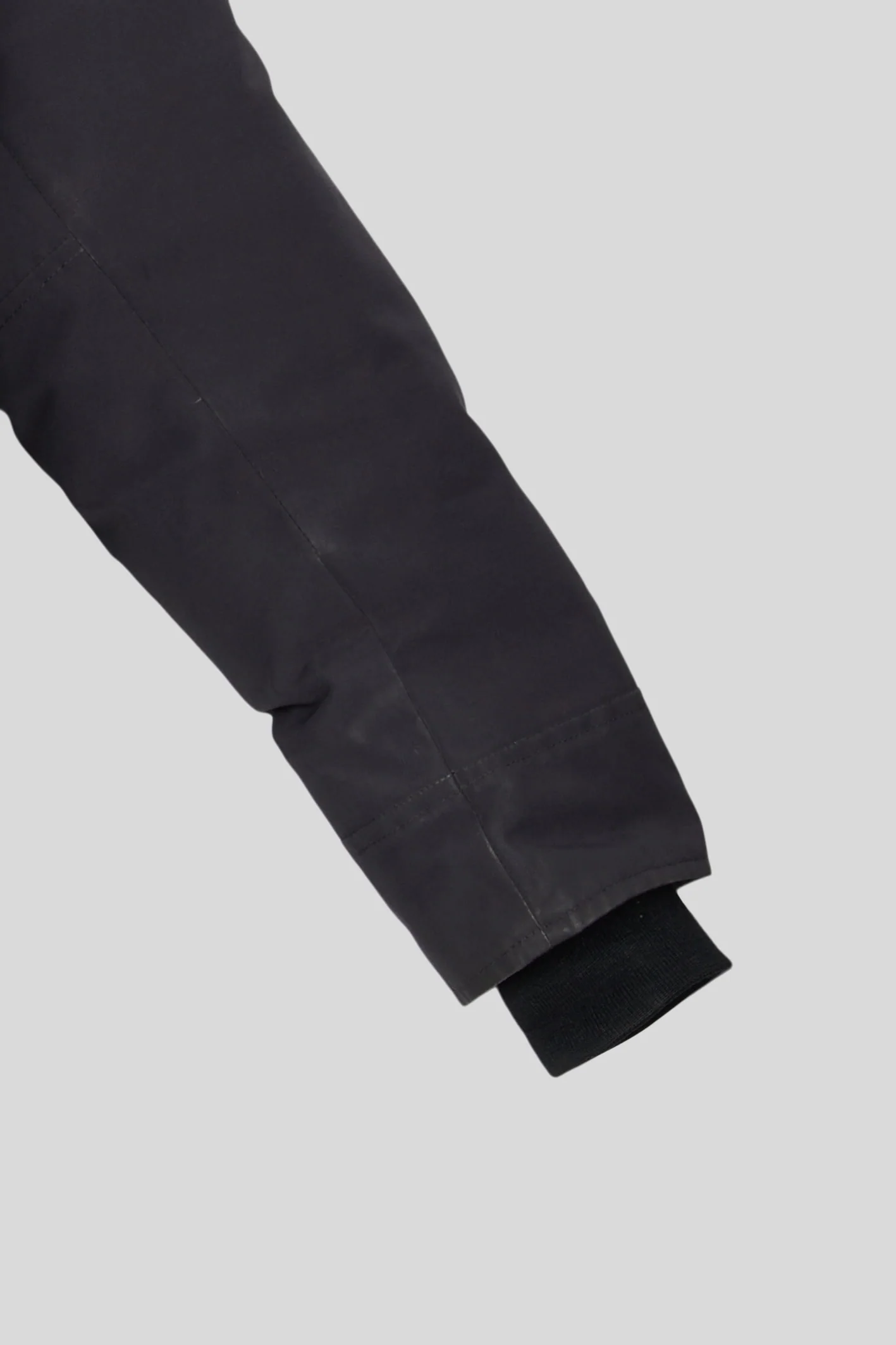 Chateau Parka - Image 4