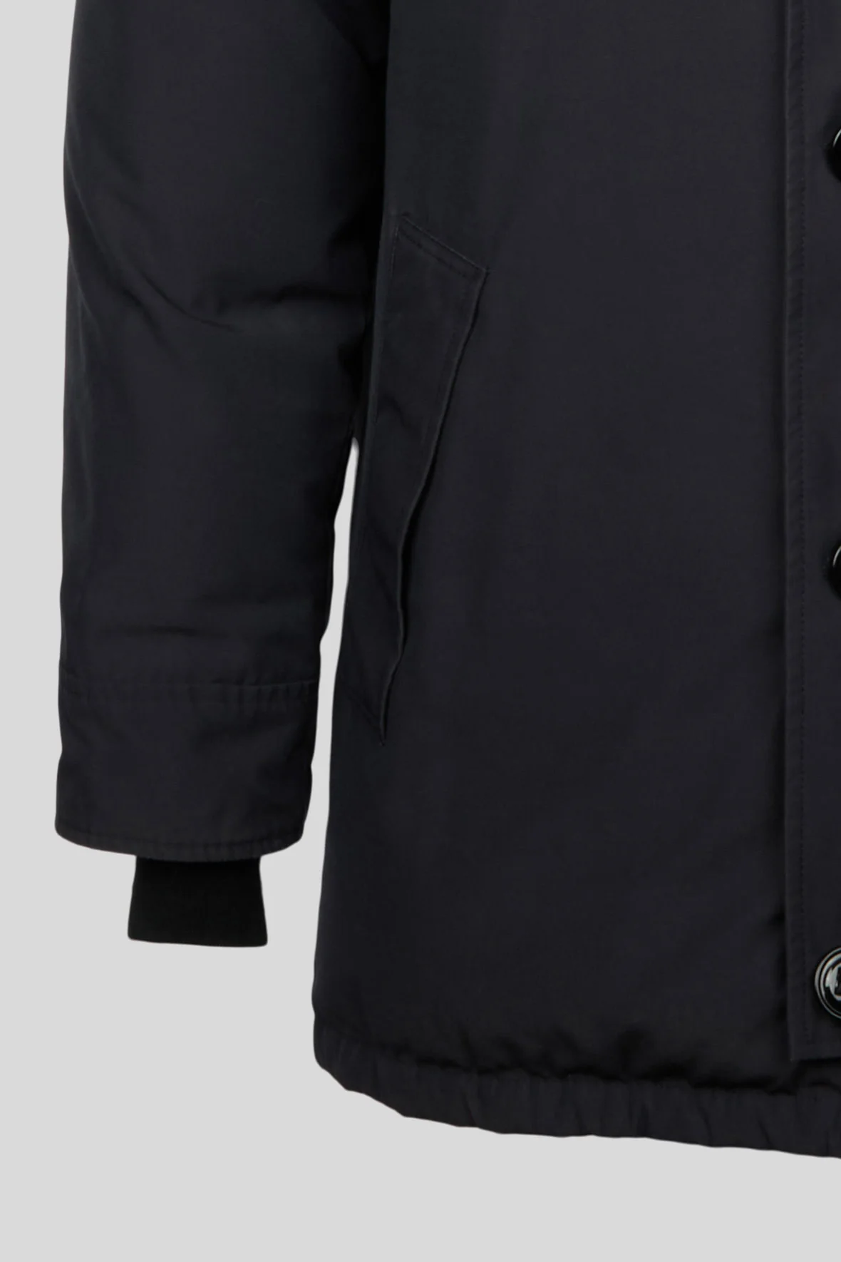 Chateau Parka - Image 3