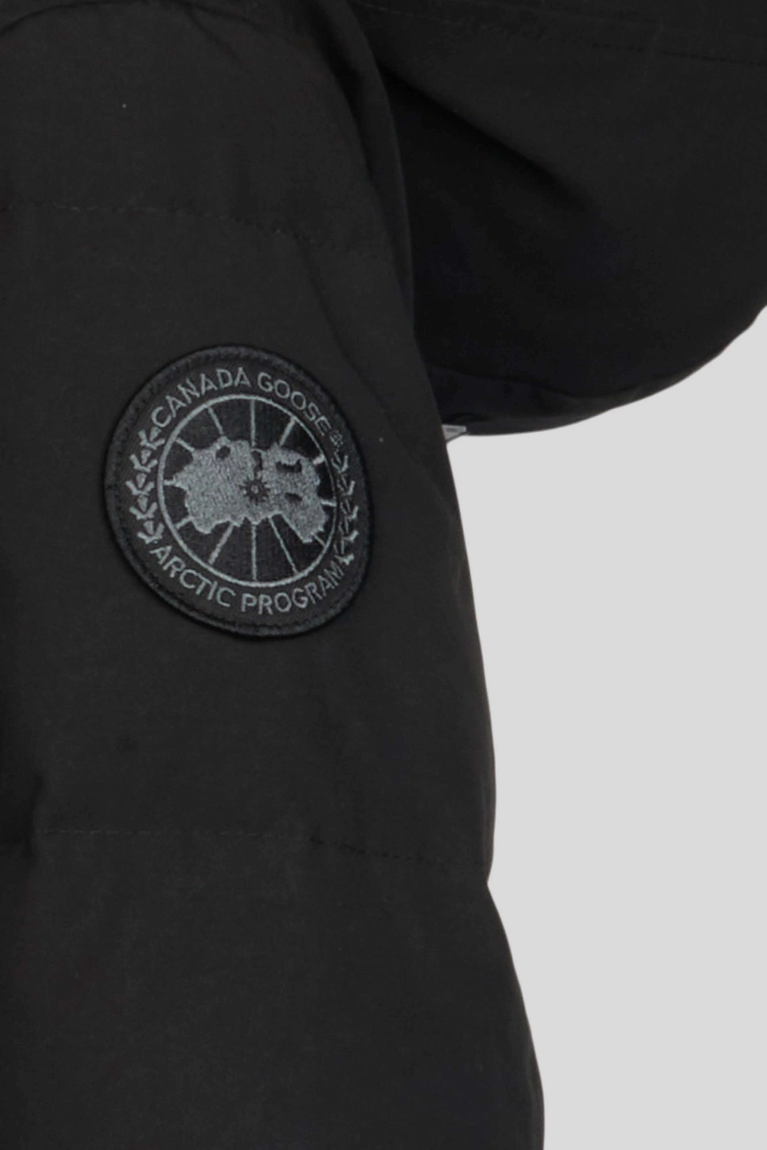 Shelburne Parka Black Label - Image 3